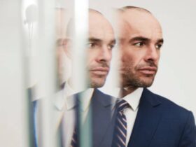 Paul Blackthorne